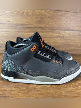 Jordan 3 Retro “Fear” Men’s Size 9.5 Leather Sneakers CT8532-080